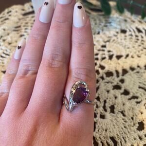 Vintage White Gold 18kt GE and Amethyst Colored Glass Ring